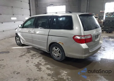 2005 Honda Odyssey Ex-L from USA, damaged, VIN 5FNRL387X5B079381